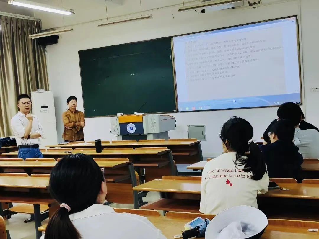 座谈会5.jpg